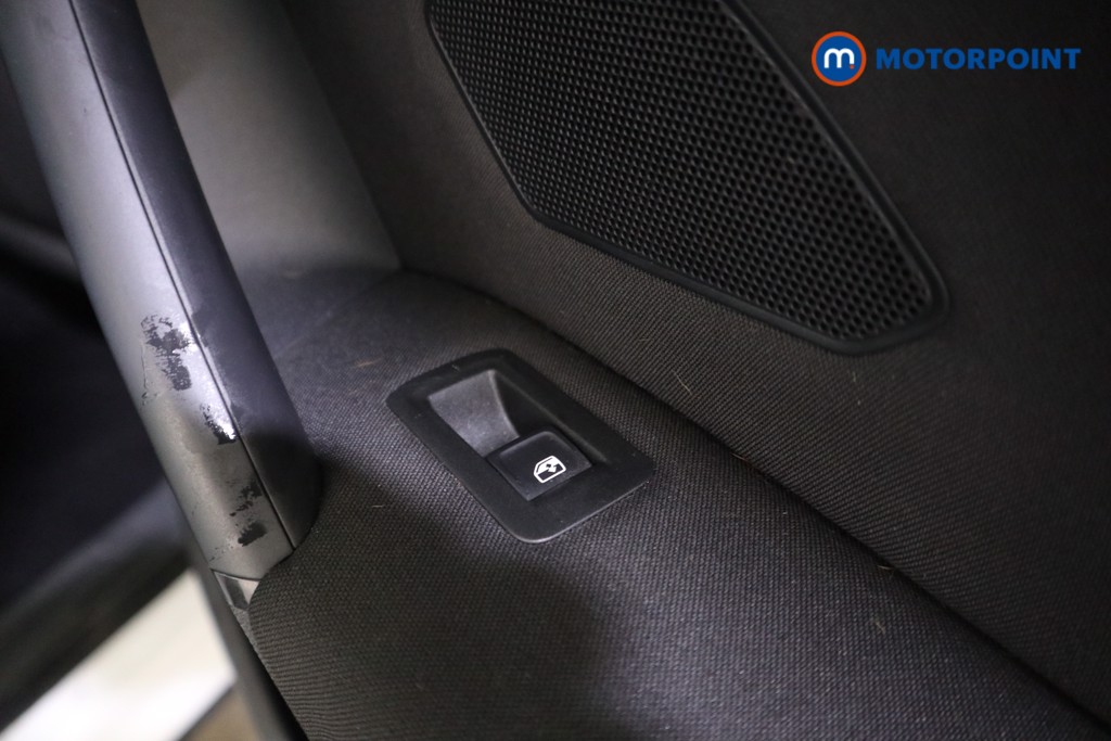 Volkswagen Tiguan Match Automatic Petrol SUV - Stock Number (1586306) - 18th supplementary image