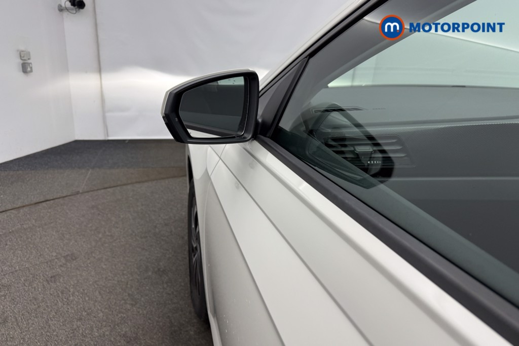 Volkswagen Polo Life Manual Petrol Hatchback - Stock Number (1586818) - 26th supplementary image