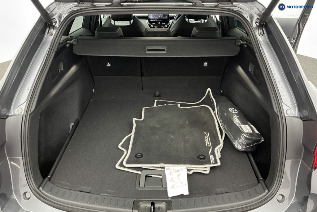 Toyota Corolla Excel Automatic Petrol-Electric Hybrid Estate - Stock Number (1586983) - 3rd supplementary image