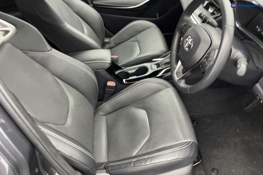 Toyota Corolla Excel Automatic Petrol-Electric Hybrid Estate - Stock Number (1586983) - 5th supplementary image
