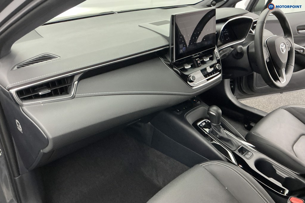 Toyota Corolla Excel Automatic Petrol-Electric Hybrid Estate - Stock Number (1586983) - 8th supplementary image