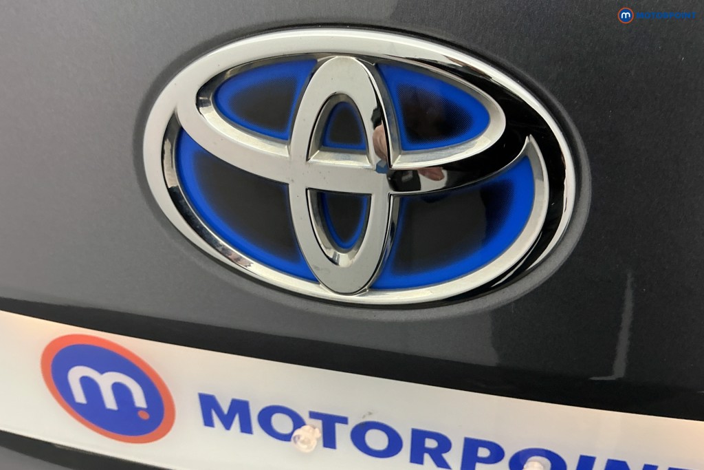 Toyota Corolla Excel Automatic Petrol-Electric Hybrid Estate - Stock Number (1586983) - 33rd supplementary image