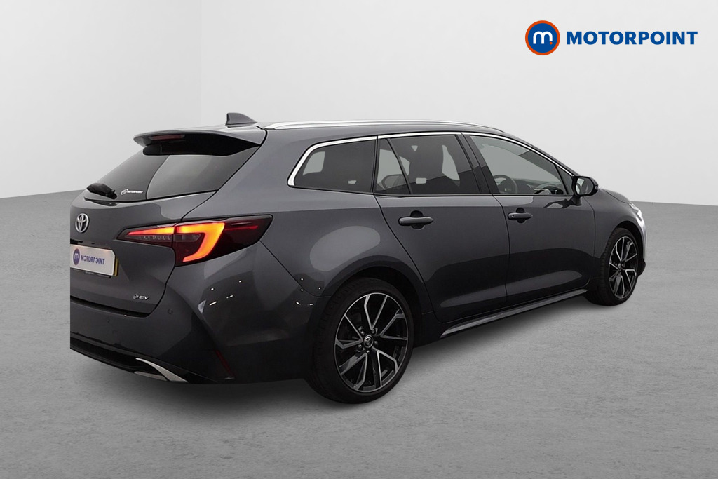 Toyota Corolla Excel Automatic Petrol-Electric Hybrid Estate - Stock Number (1586983) - Drivers side rear corner