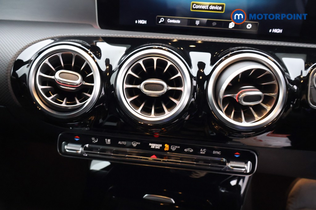 Mercedes-Benz A Class Amg Line Automatic Diesel Hatchback - Stock Number (1587059) - 10th supplementary image