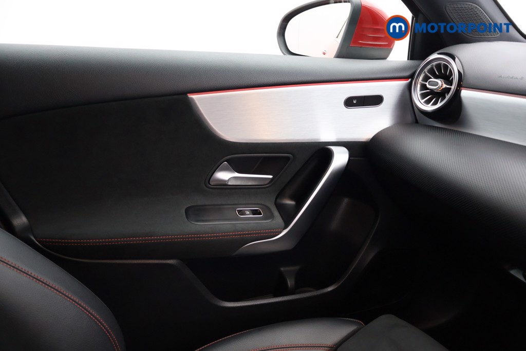 Mercedes-Benz A Class Amg Line Automatic Diesel Hatchback - Stock Number (1587059) - 13th supplementary image