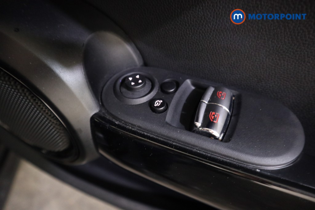 Mini Hatchback Cooper S Level 2 Automatic Electric Hatchback - Stock Number (1587257) - 11th supplementary image