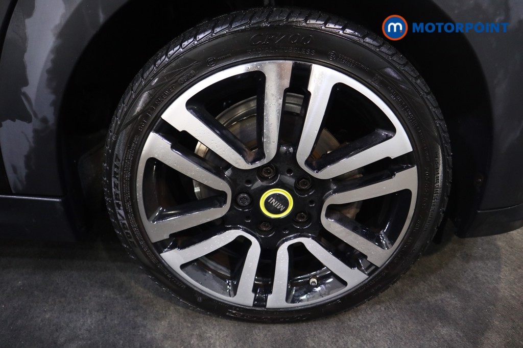 Mini Hatchback Cooper S Level 2 Automatic Electric Hatchback - Stock Number (1587257) - 17th supplementary image