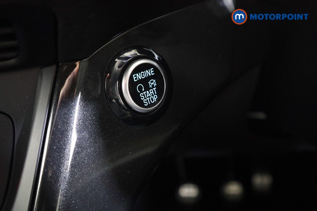 Ford Kuga St-Line Manual Petrol SUV - Stock Number (1587368) - 8th supplementary image