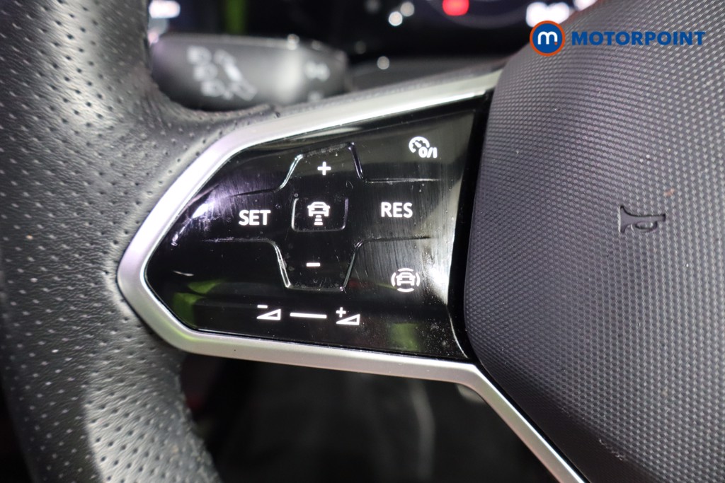 Volkswagen Golf R-Line Manual Petrol Hatchback - Stock Number (1587546) - 15th supplementary image