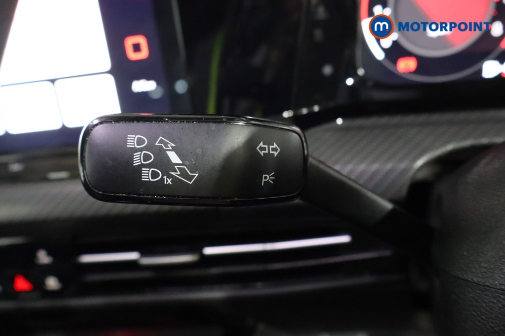 Volkswagen Golf R-Line Manual Petrol Hatchback - Stock Number (1587546) - 17th supplementary image