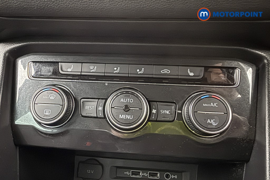 Volkswagen Tiguan R-Line Tech Manual Diesel SUV - Stock Number (1587854) - 16th supplementary image