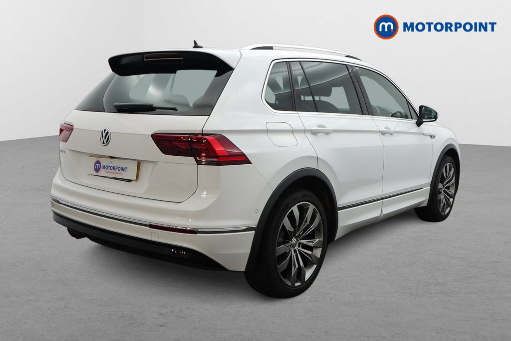 Volkswagen Tiguan R-Line Tech Manual Diesel SUV - Stock Number (1587854) - Drivers side rear corner
