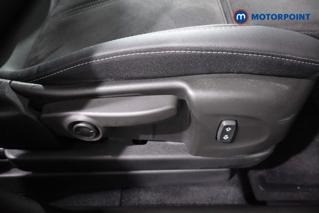 Vauxhall Crossland Ultimate Automatic Diesel SUV - Stock Number (1587903) - 23rd supplementary image