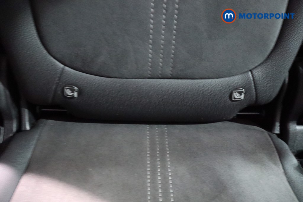 Vauxhall Crossland Ultimate Automatic Diesel SUV - Stock Number (1587903) - 27th supplementary image