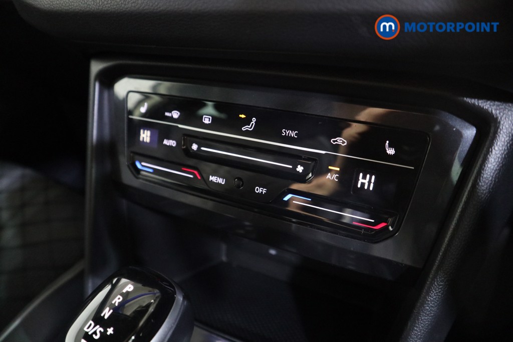 Volkswagen Tiguan R-Line Automatic Petrol SUV - Stock Number (1587984) - 8th supplementary image