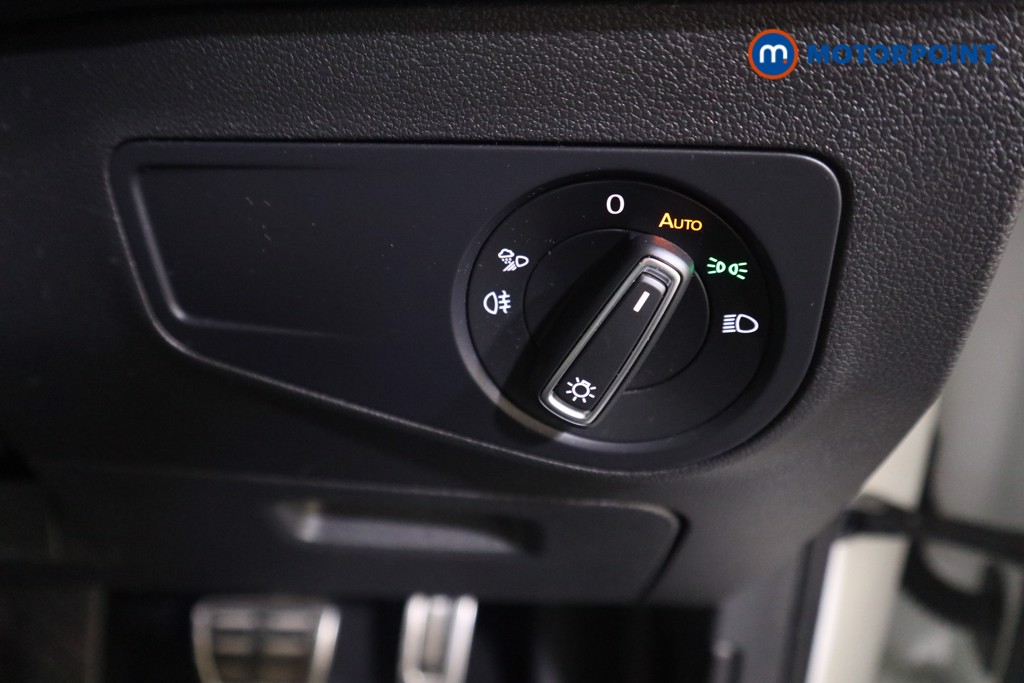Volkswagen Tiguan R-Line Automatic Petrol SUV - Stock Number (1587984) - 12th supplementary image