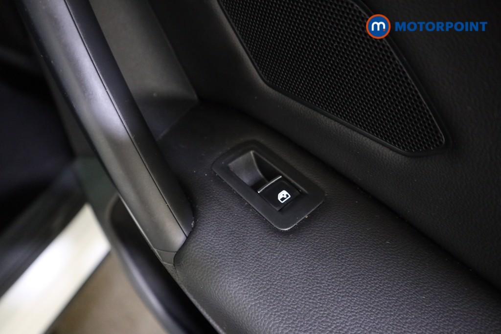 Volkswagen Tiguan R-Line Automatic Petrol SUV - Stock Number (1587984) - 21st supplementary image