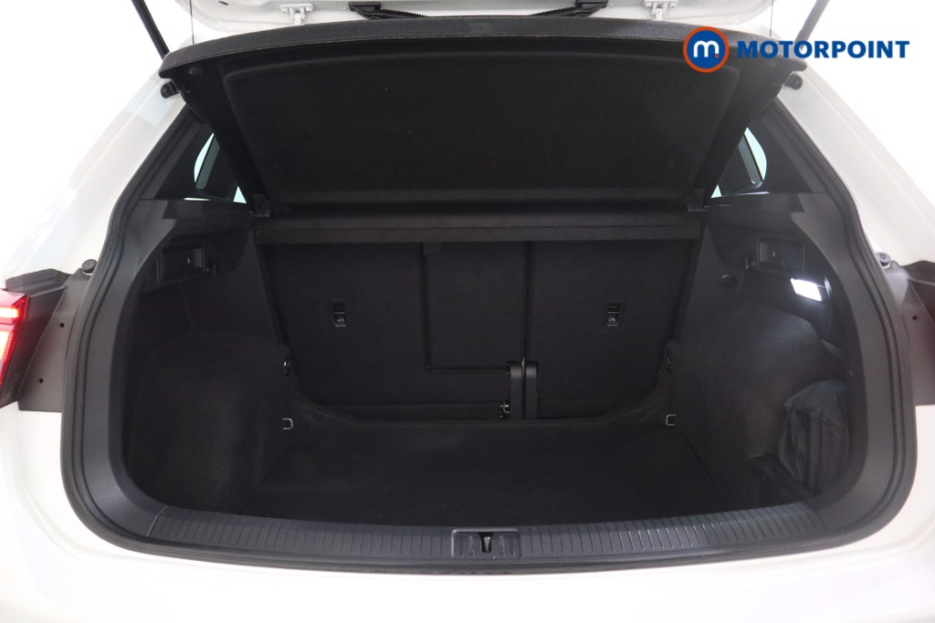 Volkswagen Tiguan R-Line Automatic Petrol SUV - Stock Number (1587984) - 22nd supplementary image