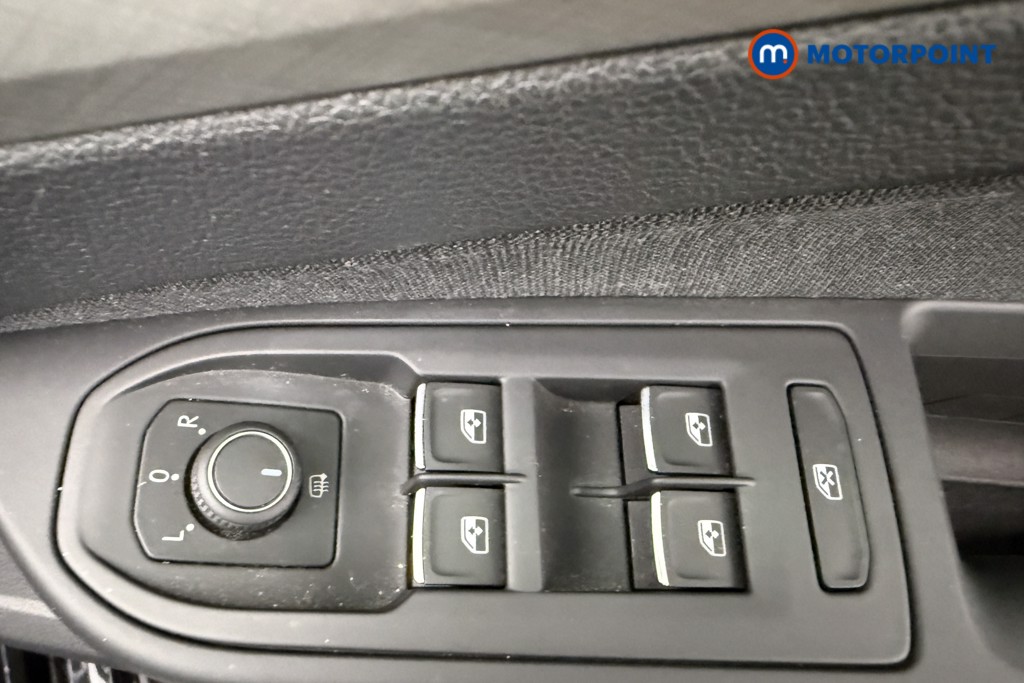 Volkswagen Golf Life Manual Diesel Hatchback - Stock Number (1588043) - 19th supplementary image