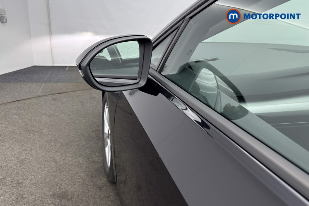 Volkswagen Golf Life Manual Diesel Hatchback - Stock Number (1588043) - 29th supplementary image