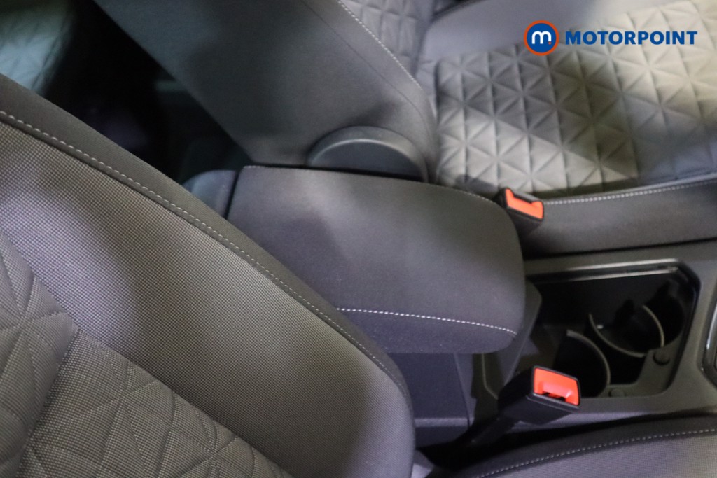 Volkswagen Tiguan Life Automatic Petrol Plug-In Hybrid SUV - Stock Number (1588652) - 27th supplementary image