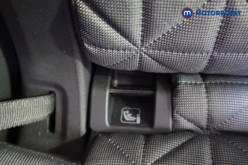 Volkswagen Tiguan Life Automatic Petrol Plug-In Hybrid SUV - Stock Number (1588652) - 28th supplementary image