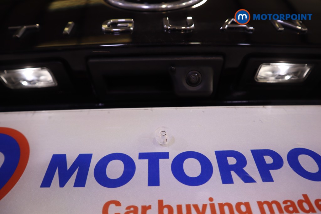 Volkswagen Tiguan Life Automatic Petrol Plug-In Hybrid SUV - Stock Number (1588652) - 32nd supplementary image