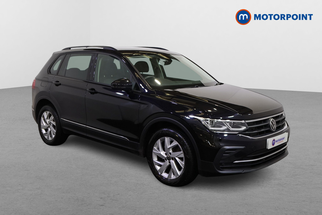 Volkswagen Tiguan Life Automatic Petrol Plug-In Hybrid SUV - Stock Number (1588652) - Drivers side front corner