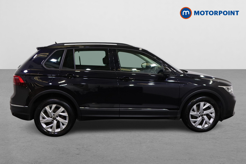 Volkswagen Tiguan Life Automatic Petrol Plug-In Hybrid SUV - Stock Number (1588652) - Drivers side