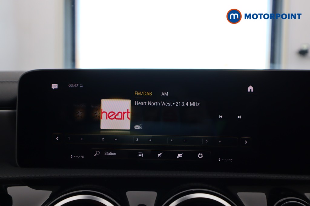 Mercedes-Benz CLA Amg Line Automatic Petrol Estate - Stock Number (1589057) - 9th supplementary image