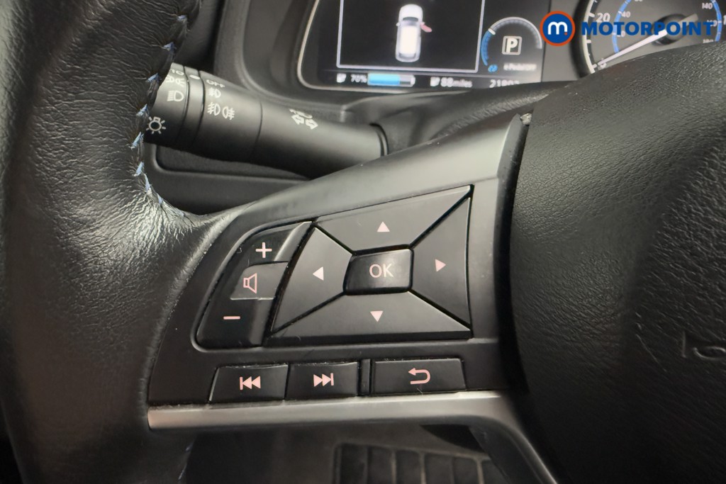 Nissan Leaf N-Connecta Automatic Electric Hatchback - Stock Number (1589306) - 4th supplementary image