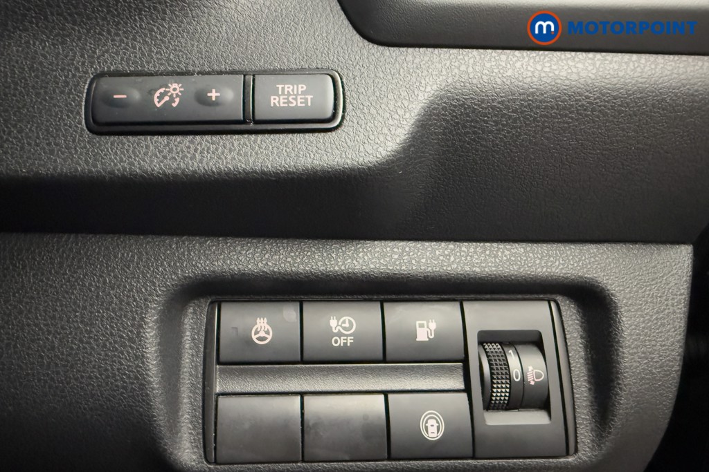 Nissan Leaf N-Connecta Automatic Electric Hatchback - Stock Number (1589306) - 17th supplementary image