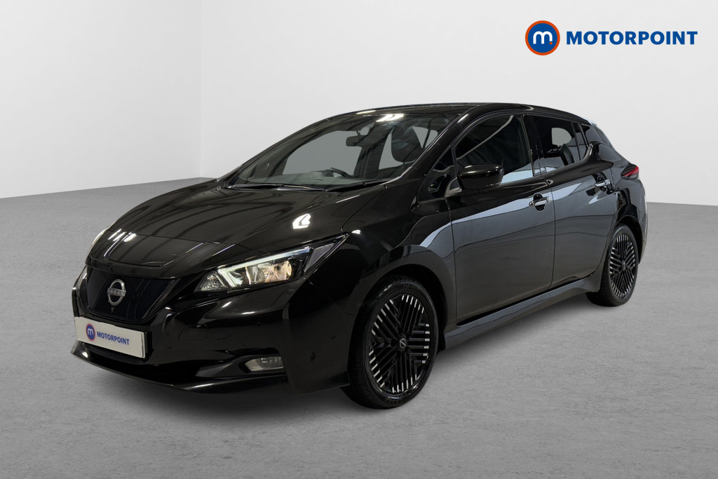 Nissan Leaf N-Connecta Automatic Electric Hatchback - Stock Number (1589306) - Passenger side front corner