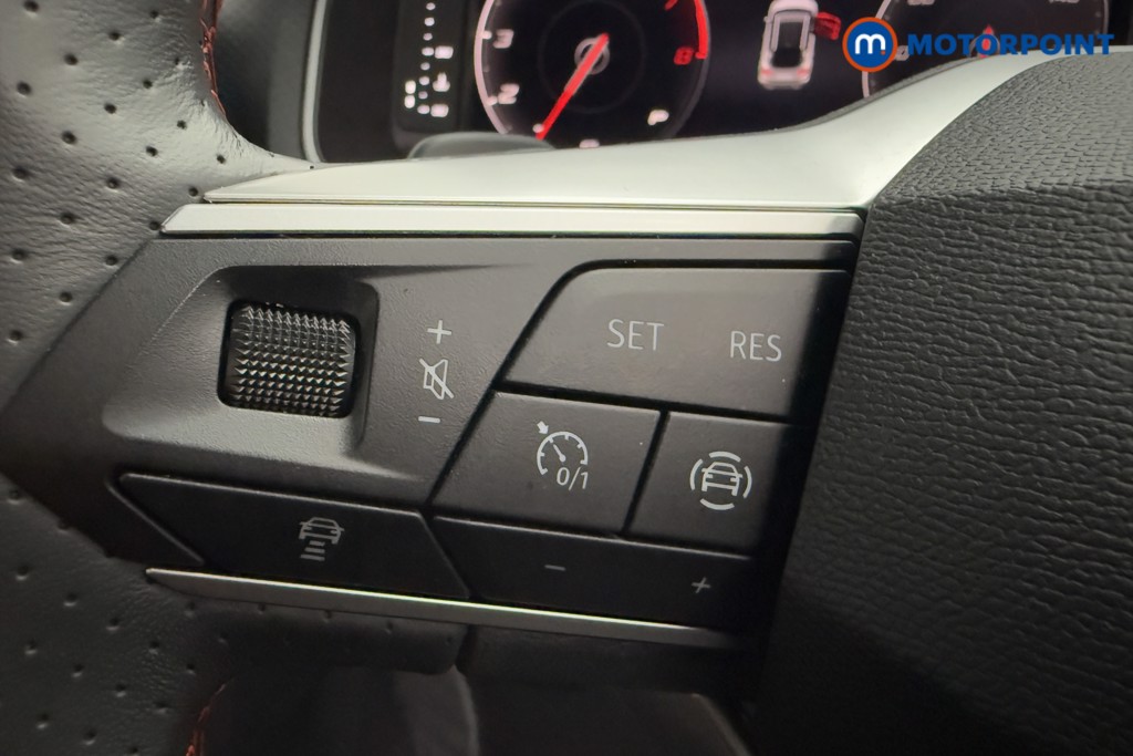 Seat Arona Fr Black Edition Automatic Petrol SUV - Stock Number (1589345) - 4th supplementary image