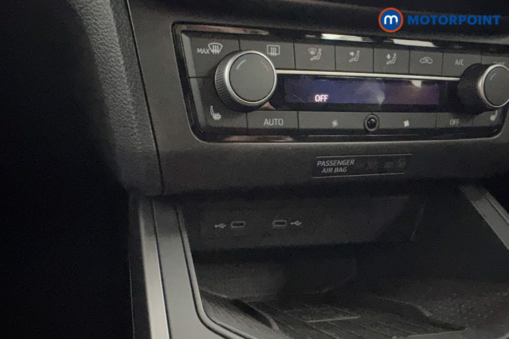 Seat Arona Fr Black Edition Automatic Petrol SUV - Stock Number (1589345) - 15th supplementary image