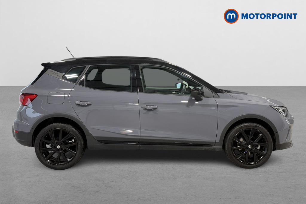 Seat Arona Fr Black Edition Automatic Petrol SUV - Stock Number (1589345) - Drivers side