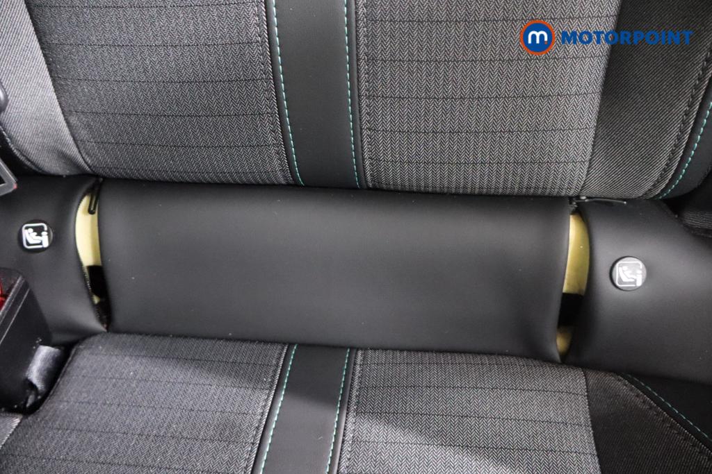 Peugeot 2008 Allure Premium Manual Petrol SUV - Stock Number (1589475) - 14th supplementary image