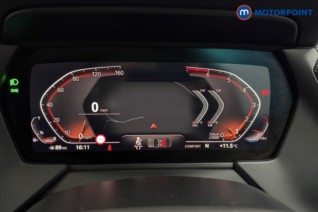 BMW 2 Series Sport Manual Petrol Saloon - Stock Number (1589871) - 6th supplementary image