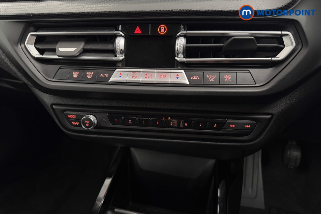 BMW 2 Series Sport Manual Petrol Saloon - Stock Number (1589871) - 13th supplementary image