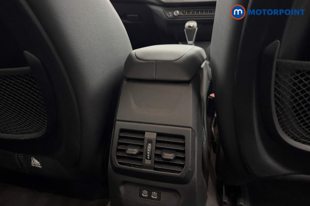 BMW 2 Series Sport Manual Petrol Saloon - Stock Number (1589871) - 27th supplementary image