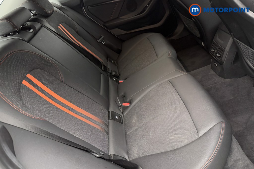 BMW 2 Series Sport Manual Petrol Saloon - Stock Number (1589871) - 29th supplementary image