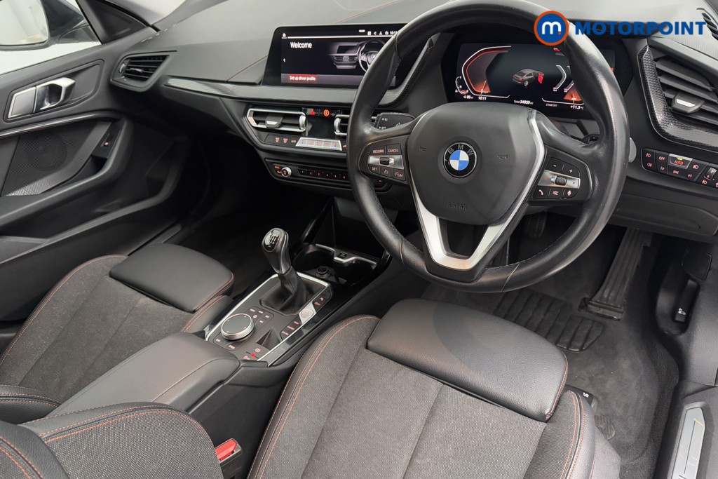 BMW 2 Series Sport Manual Petrol Saloon - Stock Number (1589871) - 1st supplementary image