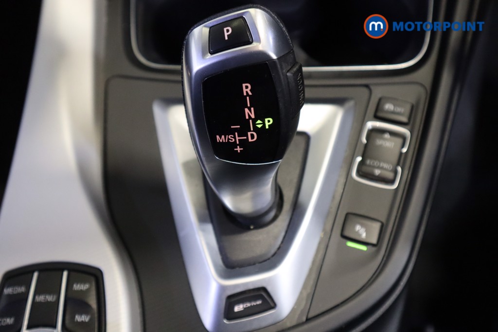 BMW 3 Series SE Automatic Petrol Plug-In Hybrid Saloon - Stock Number (1589932) - 5th supplementary image