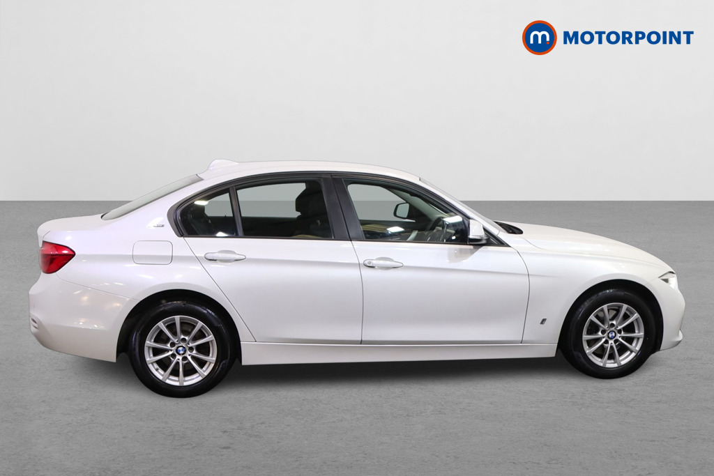 BMW 3 Series SE Automatic Petrol Plug-In Hybrid Saloon - Stock Number (1589932) - Drivers side