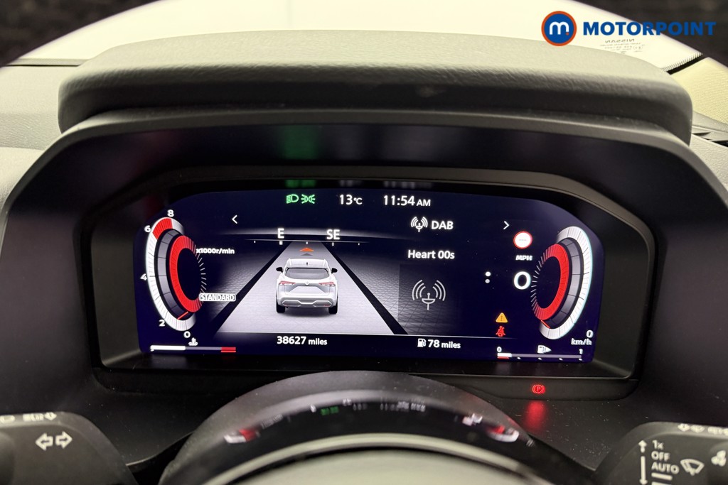 Nissan Qashqai N-Connecta Manual Petrol SUV - Stock Number (1590002) - 4th supplementary image