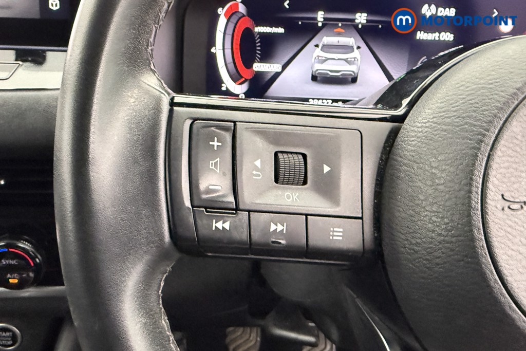 Nissan Qashqai N-Connecta Manual Petrol SUV - Stock Number (1590002) - 10th supplementary image
