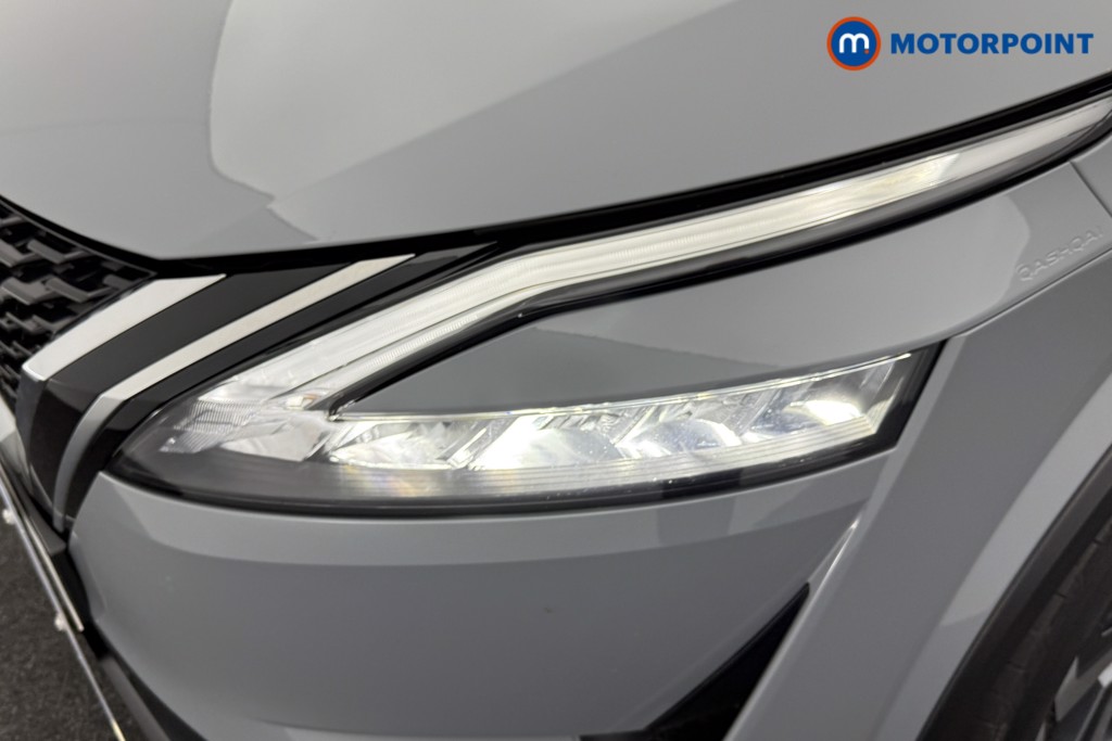 Nissan Qashqai N-Connecta Manual Petrol SUV - Stock Number (1590002) - 25th supplementary image