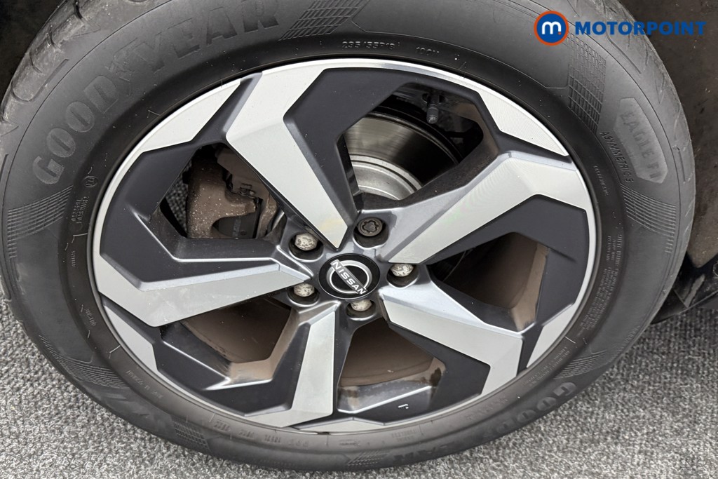 Nissan Qashqai N-Connecta Manual Petrol SUV - Stock Number (1590002) - 29th supplementary image