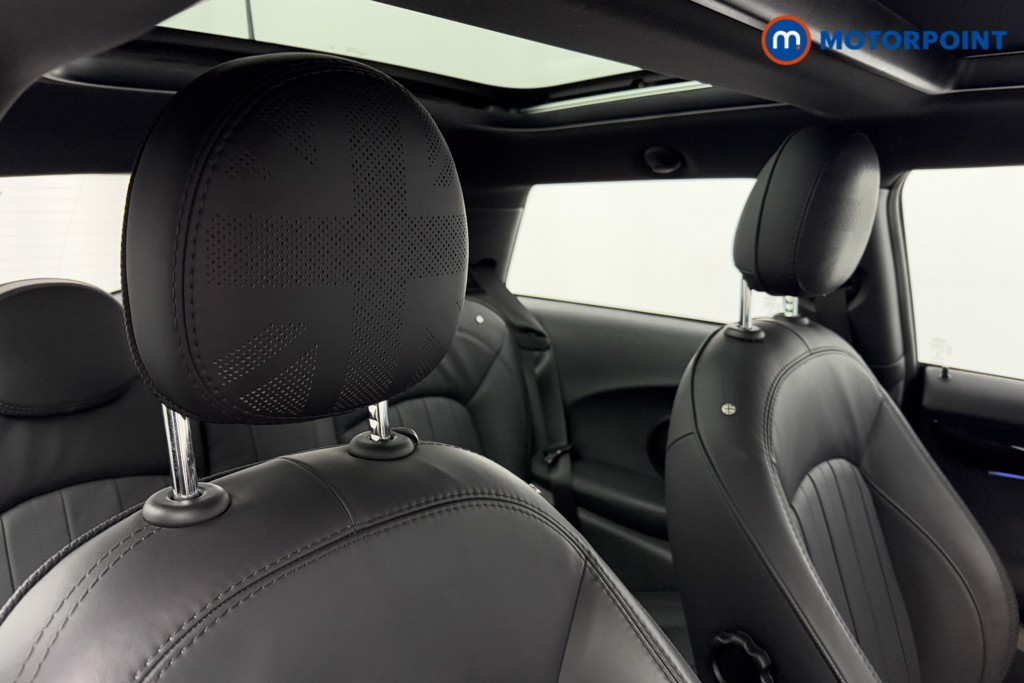 Mini Hatchback Cooper S Level 3 Automatic Electric Hatchback - Stock Number (1590157) - 23rd supplementary image