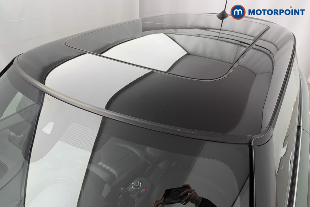 Mini Hatchback Cooper S Level 3 Automatic Electric Hatchback - Stock Number (1590157) - 36th supplementary image